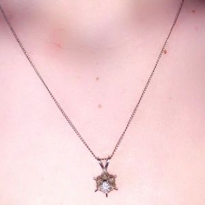 Real diamond necklace 10k chain .3 pendant